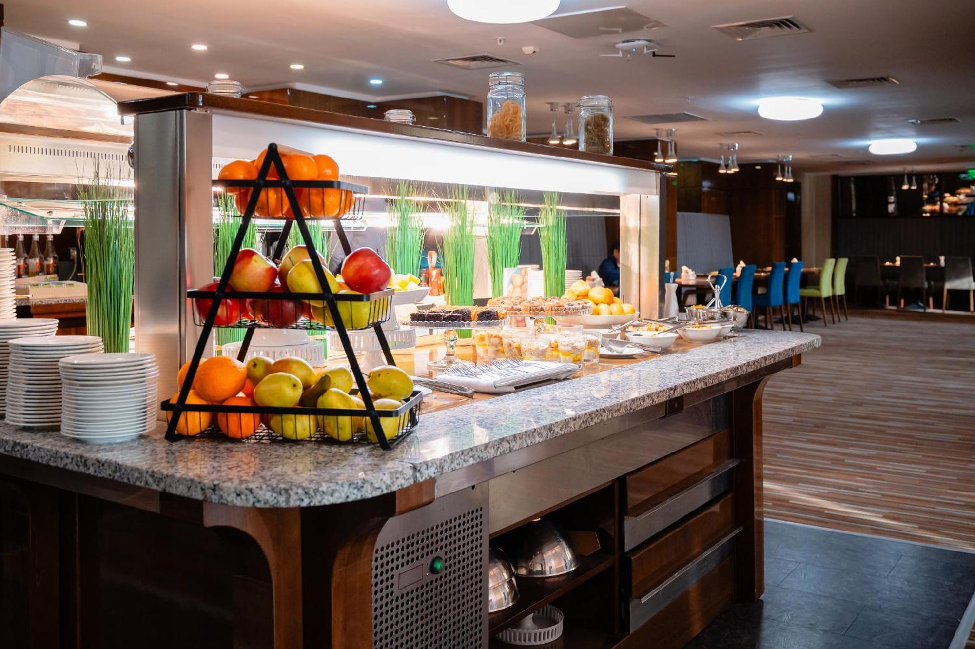 Holiday Inn Aktau By Ihg Exteriér fotografie