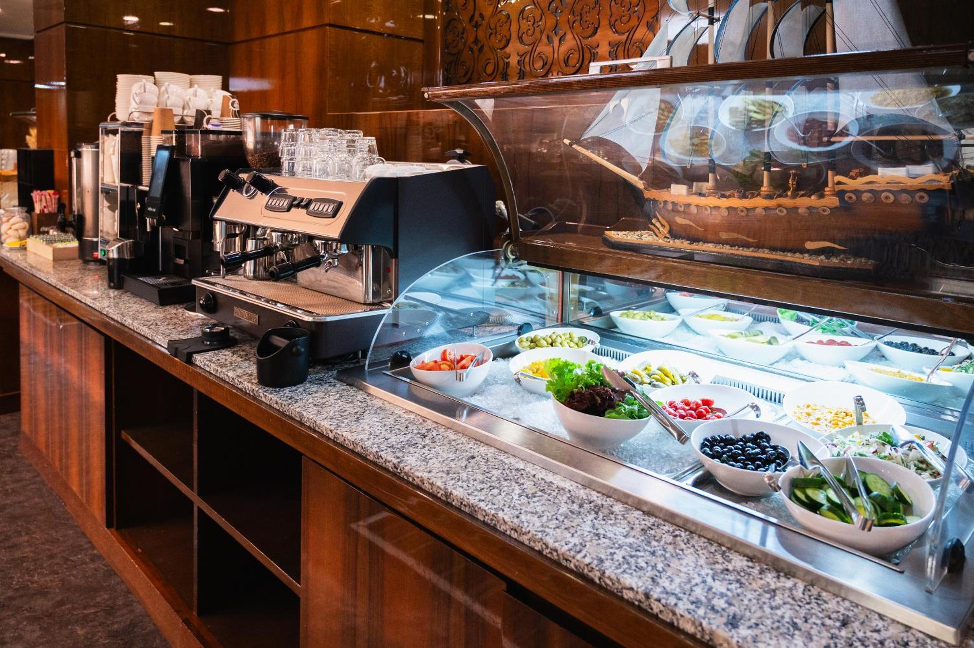 Holiday Inn Aktau By Ihg Exteriér fotografie