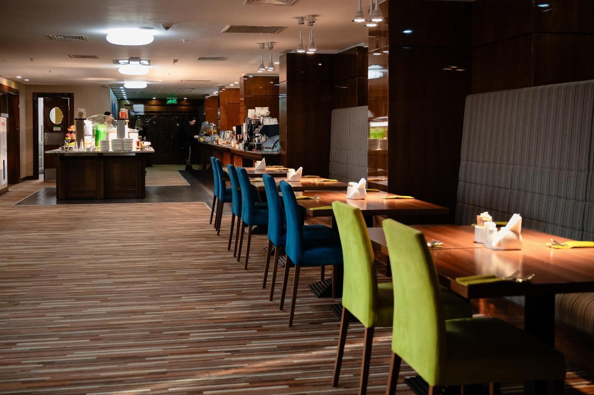 Holiday Inn Aktau By Ihg Exteriér fotografie