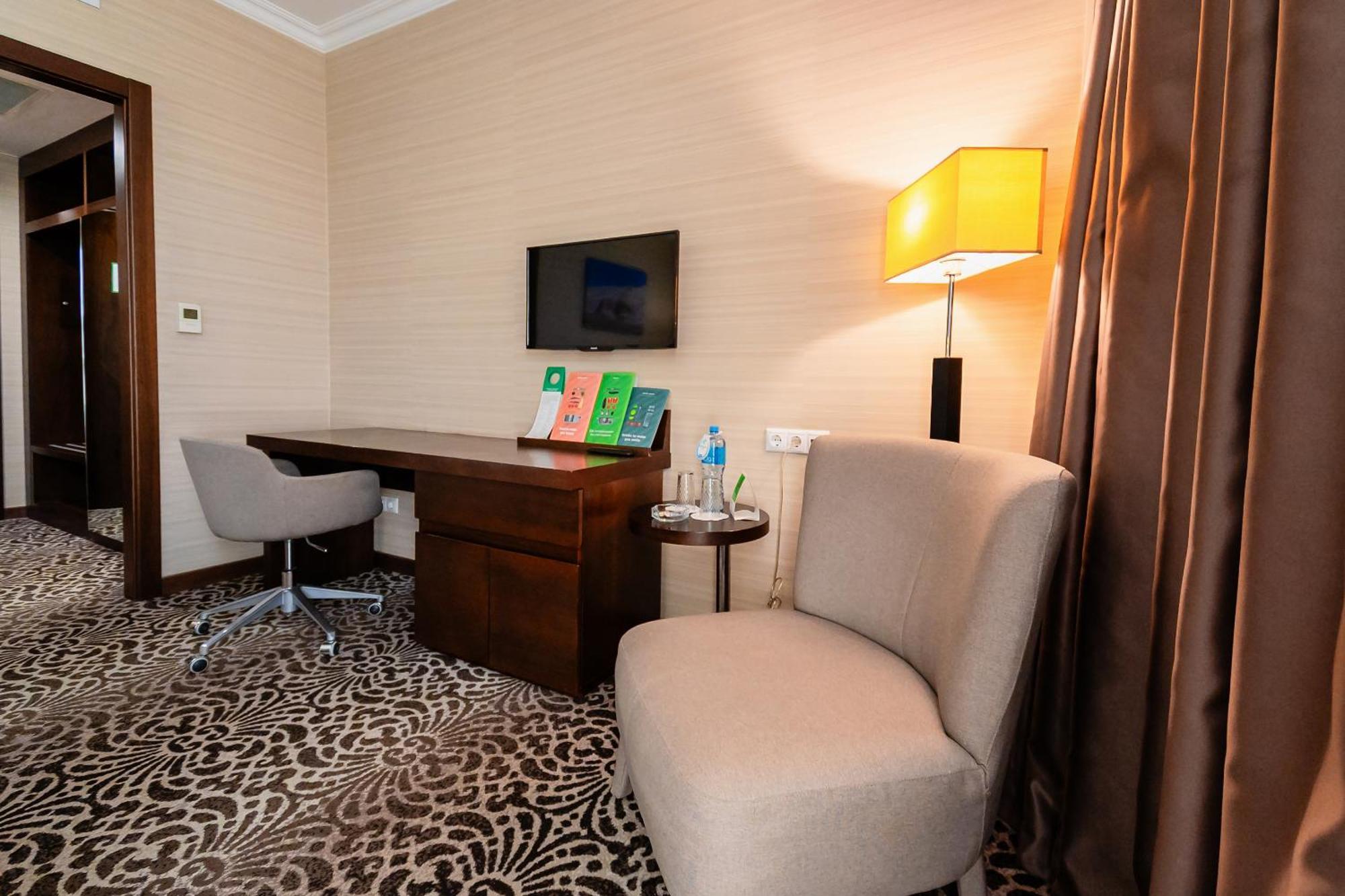Holiday Inn Aktau By Ihg Exteriér fotografie