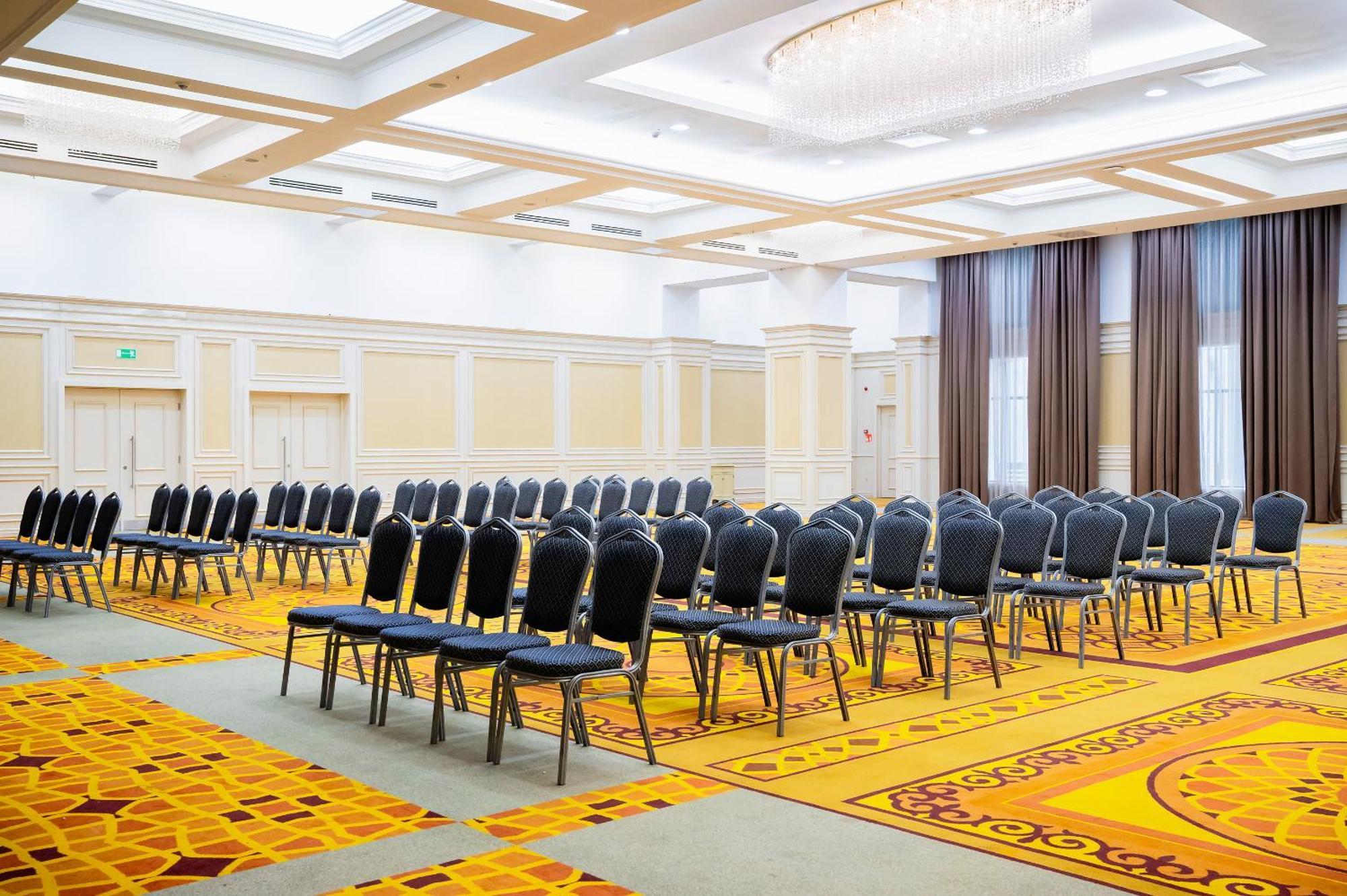 Holiday Inn Aktau By Ihg Exteriér fotografie
